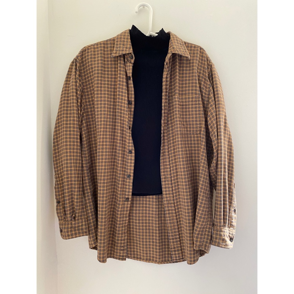 SOLD Vintage flannel/ button down